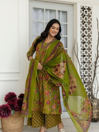 Green Cotton Floral Three-Quarter Sleeves Suit Set
